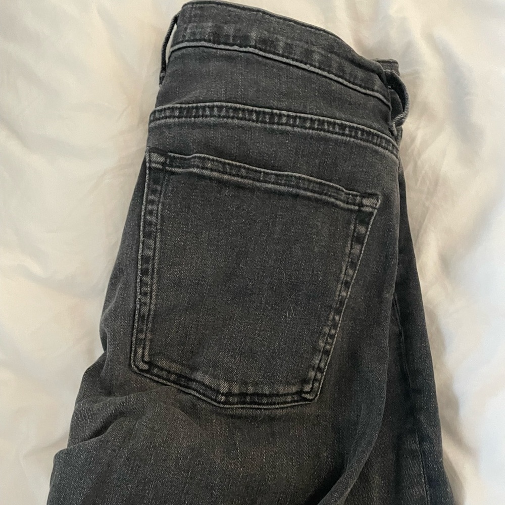 Everlane High-Rise Dark wash jean